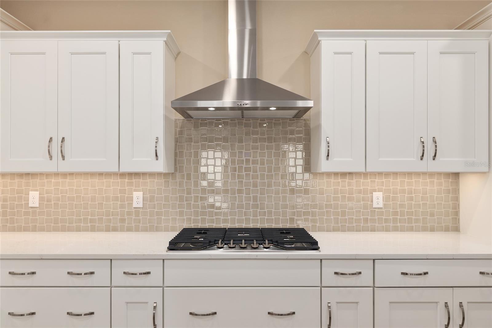 ON TOP OF THE WORLD - Residential