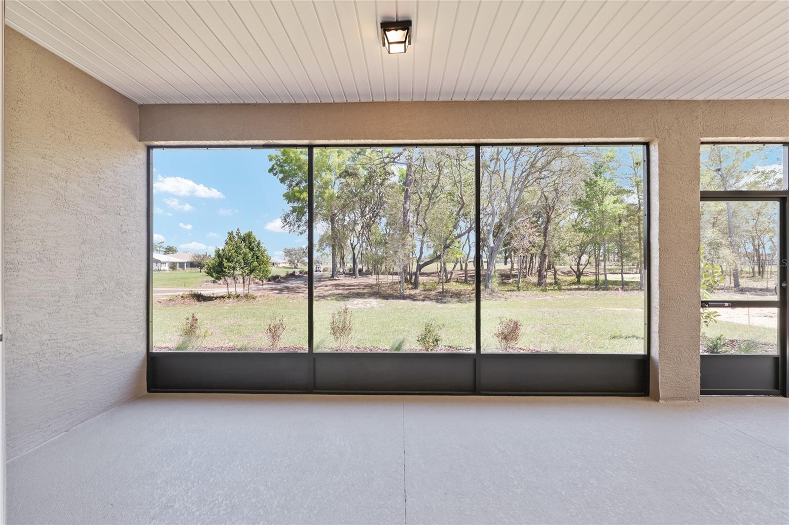 ON TOP OF THE WORLD - Residential