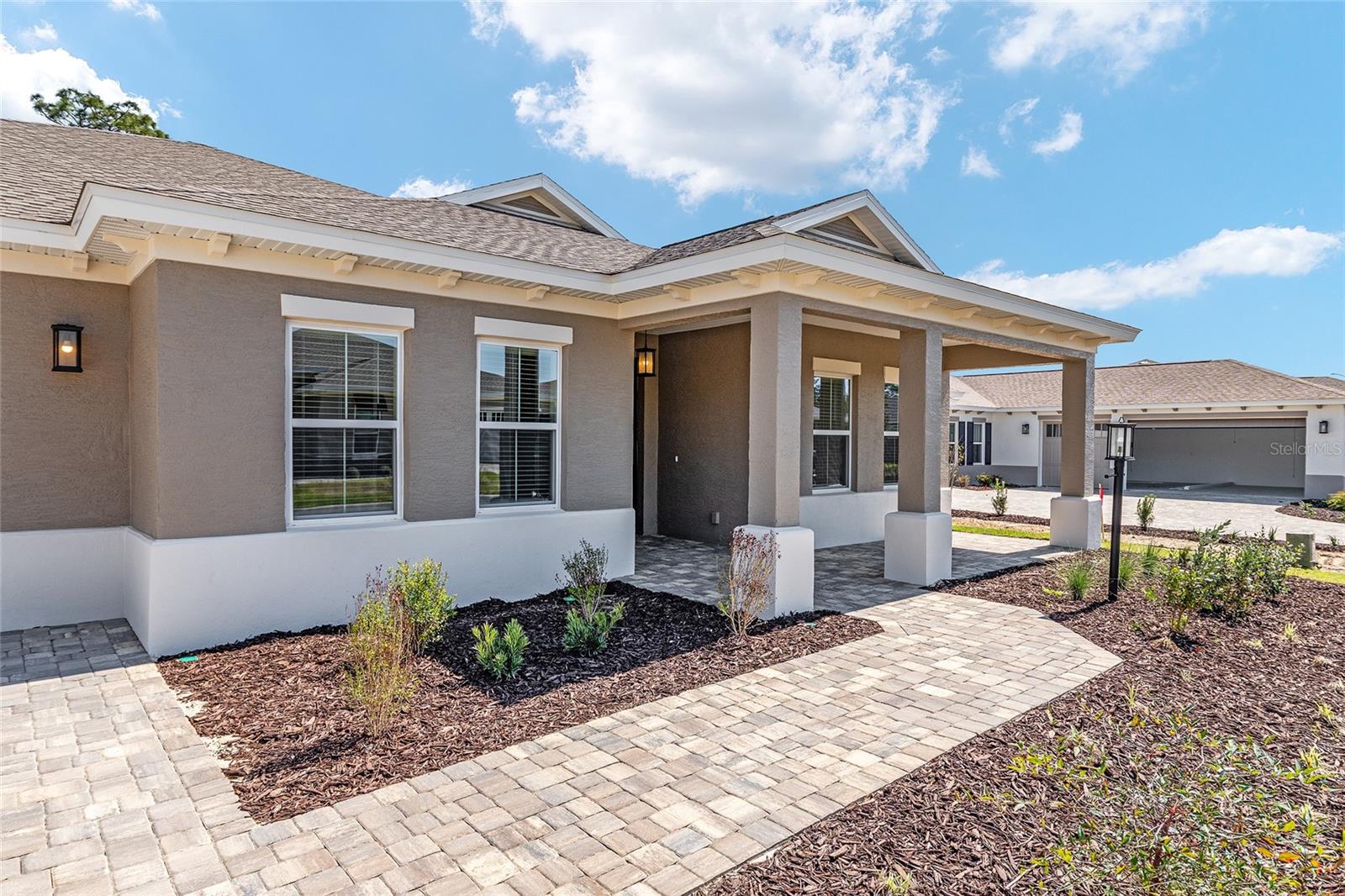 ON TOP OF THE WORLD - Residential