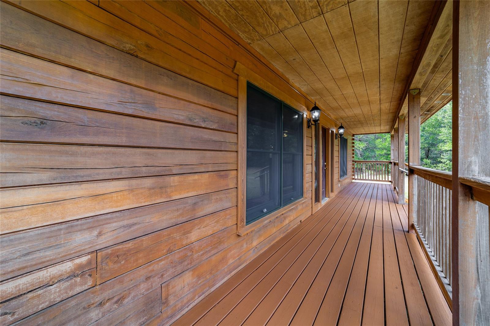 RAINBOW LAKES ESTATE - Residential