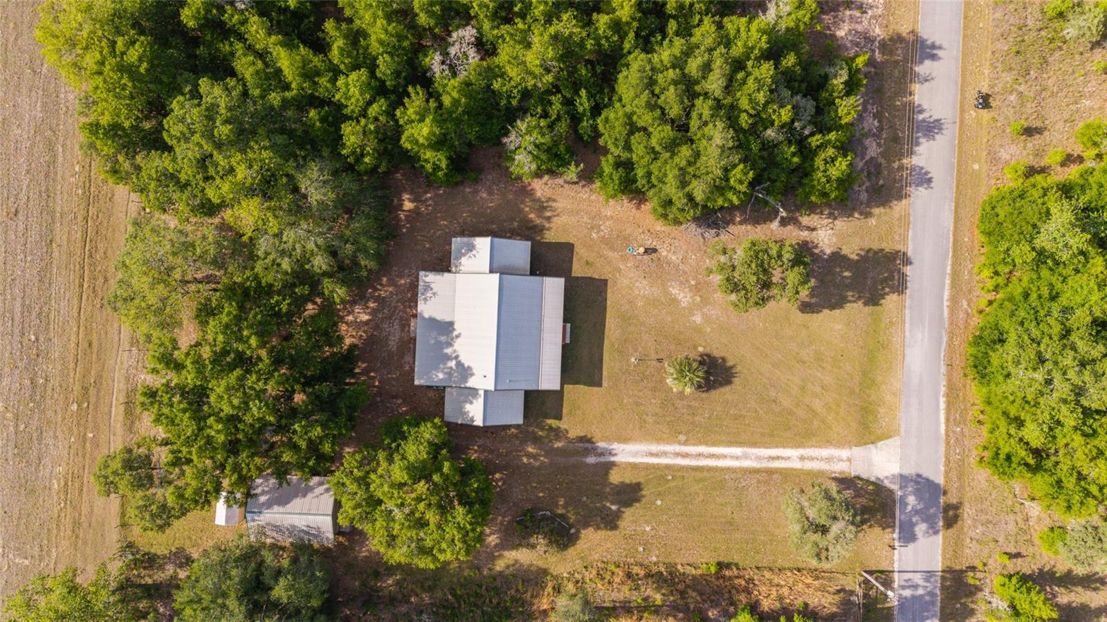 RAINBOW LAKES ESTATE - Residential