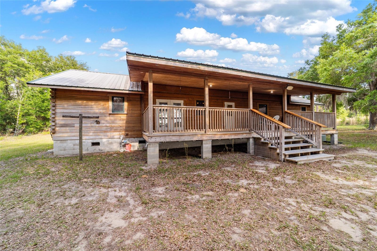RAINBOW LAKES ESTATE - Residential