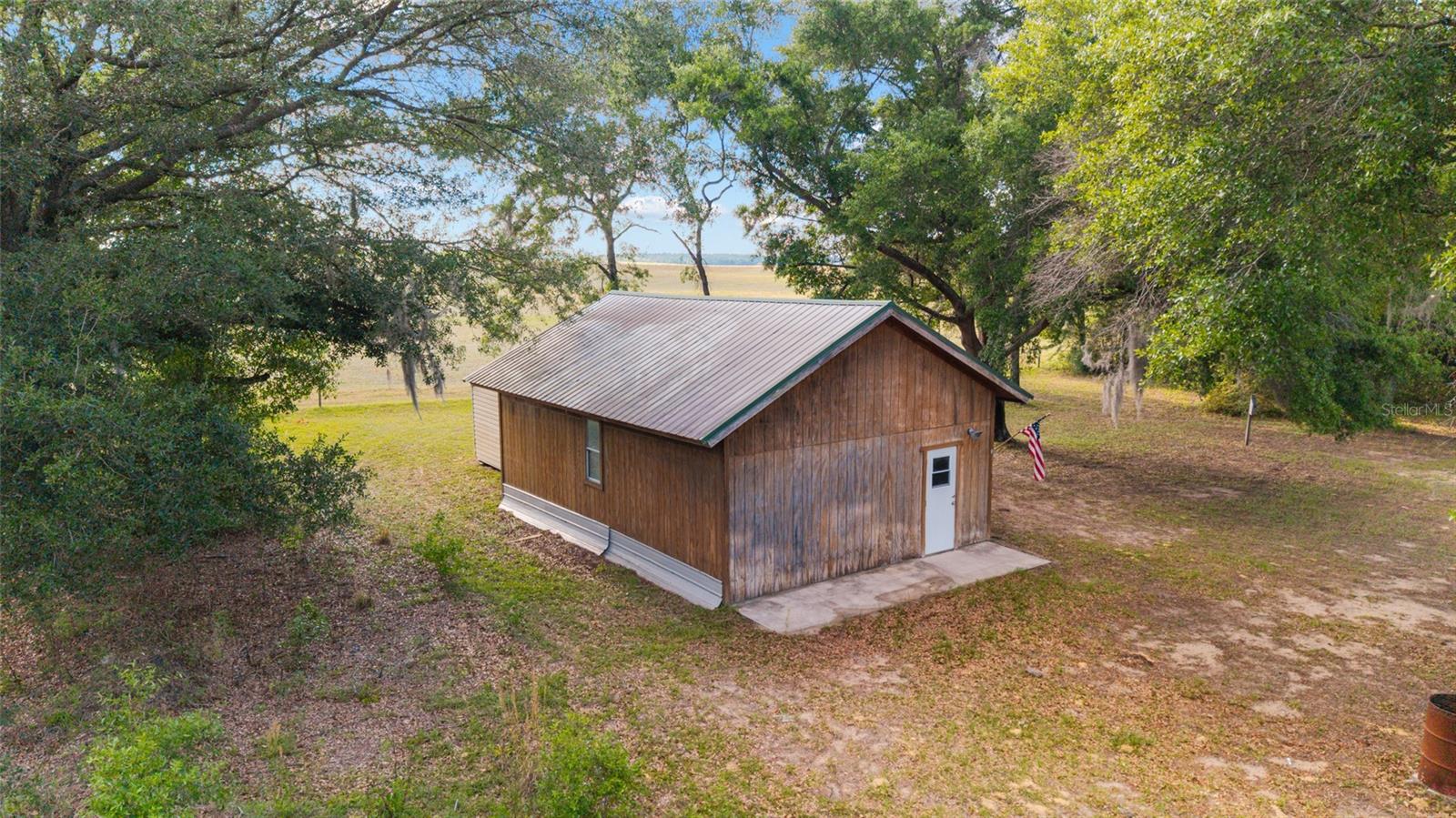 RAINBOW LAKES ESTATE - Residential