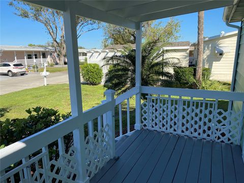 A home in ELLENTON