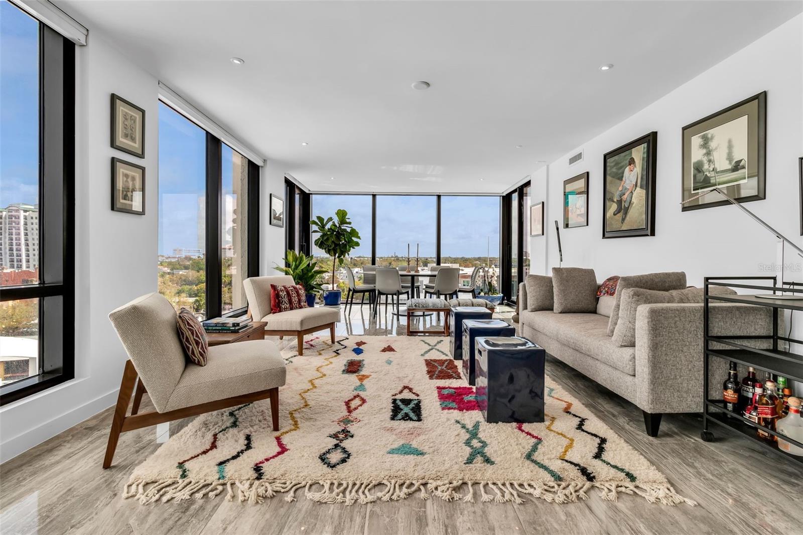 ESSEX HOUSE - Residential