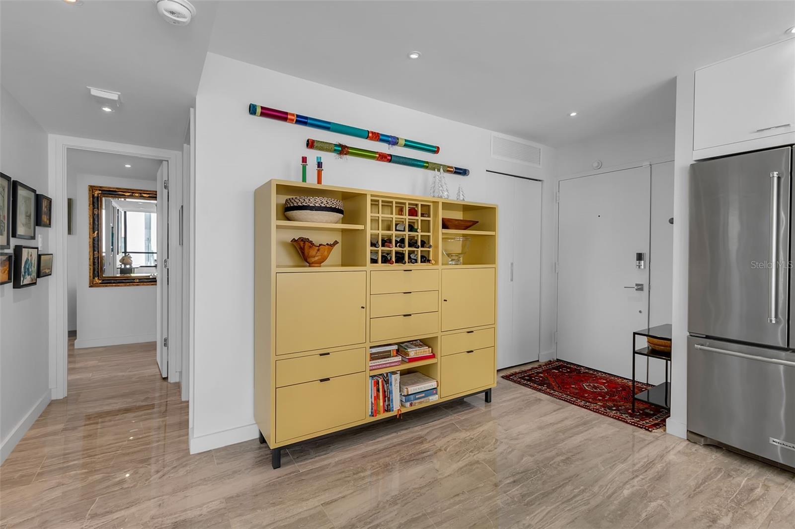 ESSEX HOUSE - Residential