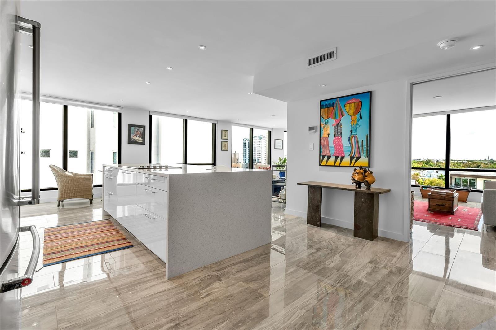 ESSEX HOUSE - Residential