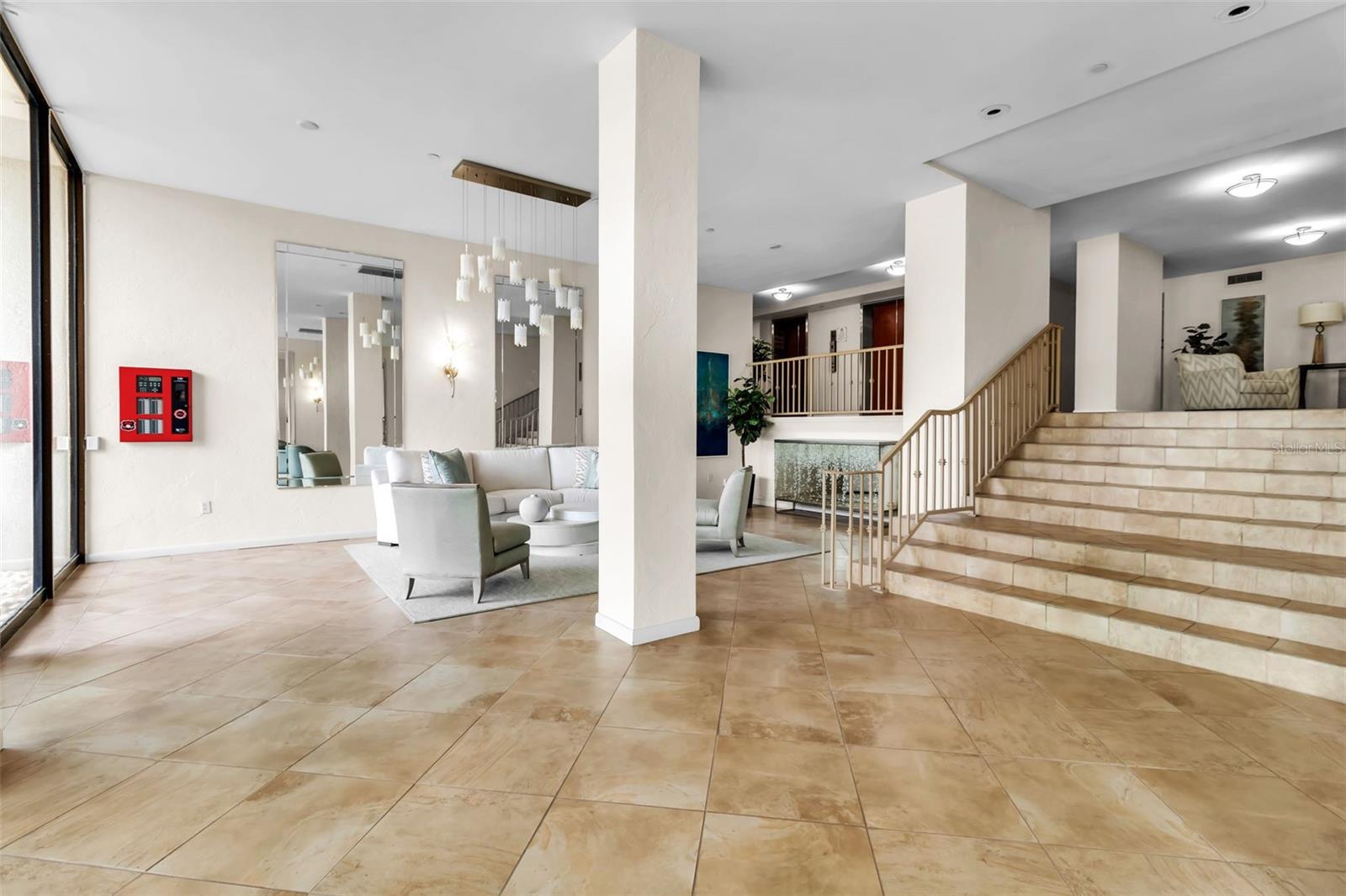 ESSEX HOUSE - Residential