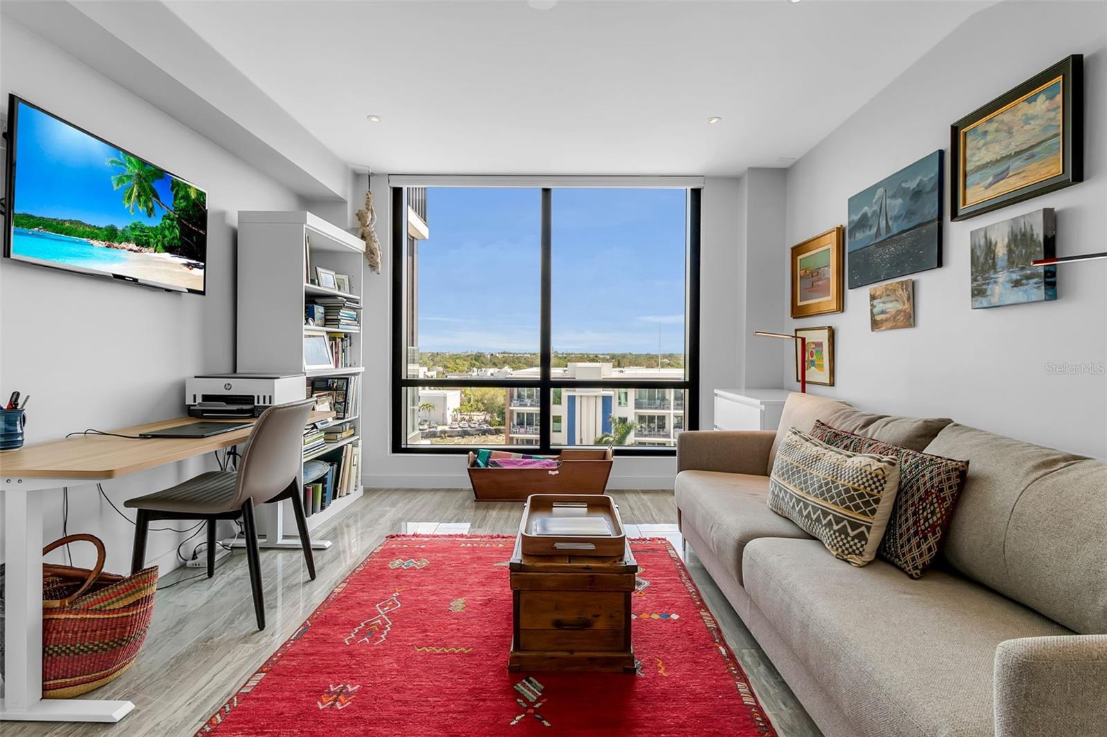 ESSEX HOUSE - Residential