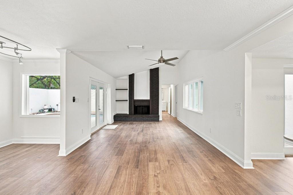 5023 JAMAICA CIRCLE 6