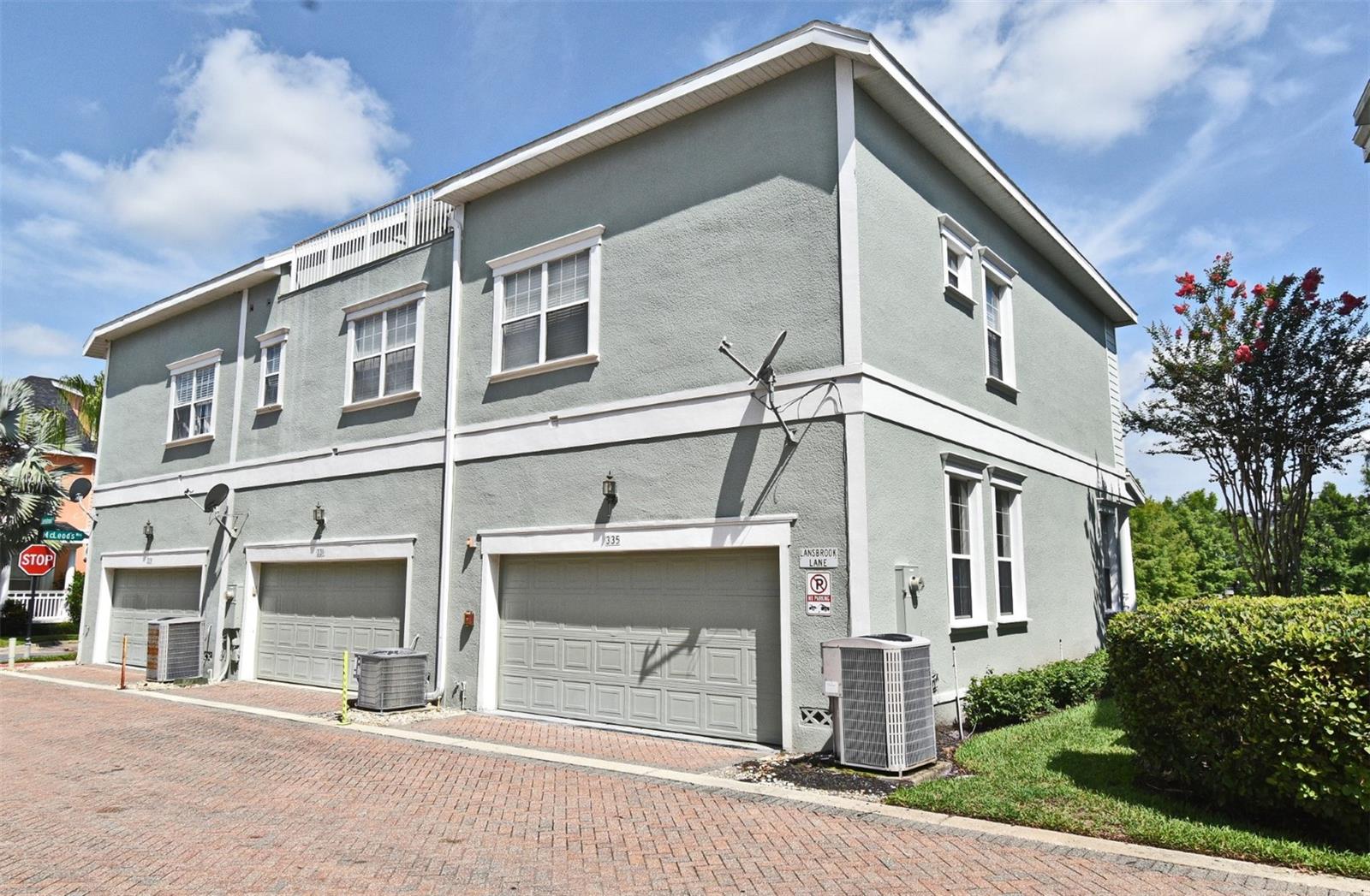 335 LANSBROOK LANE