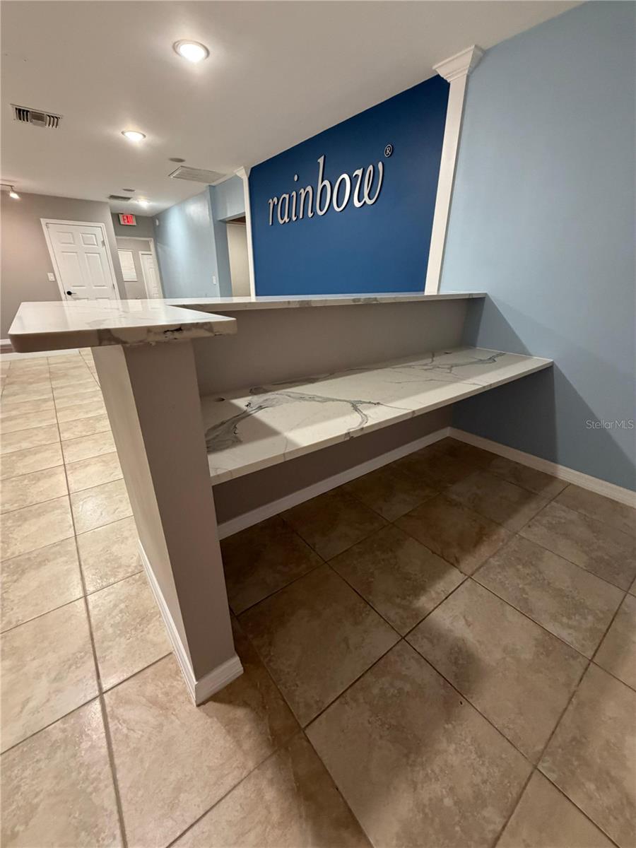 C E CRAFTS SUB 5 - Commercial Lease