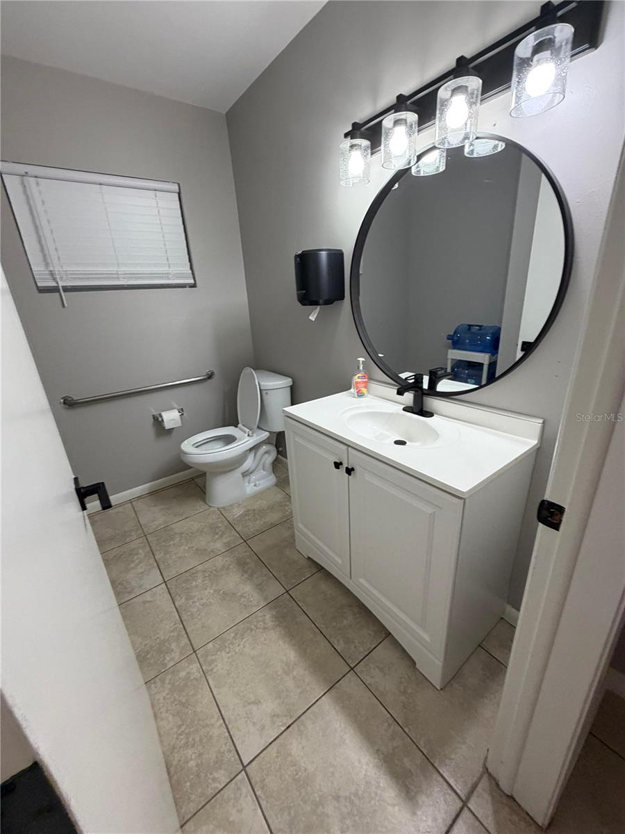 C E CRAFTS SUB 5 - Commercial Lease