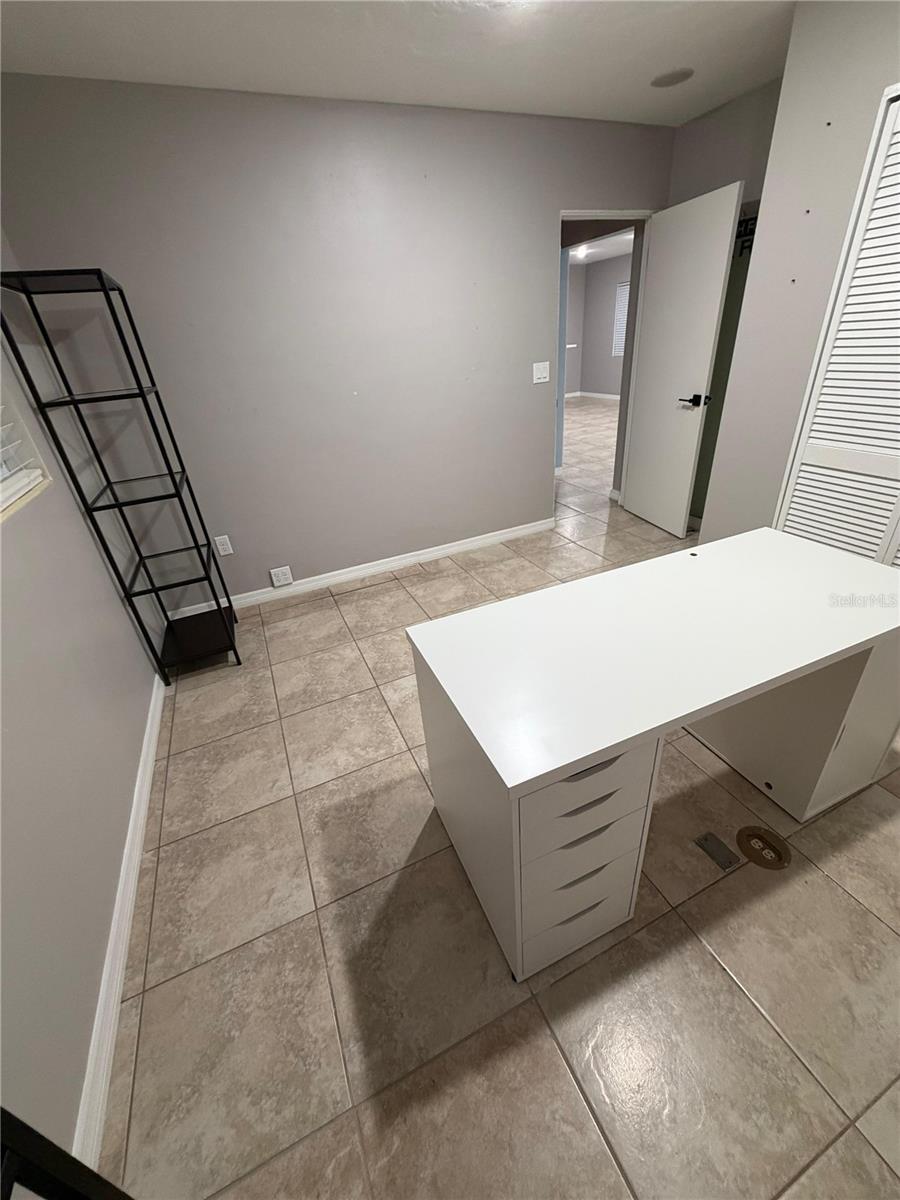 C E CRAFTS SUB 5 - Commercial Lease