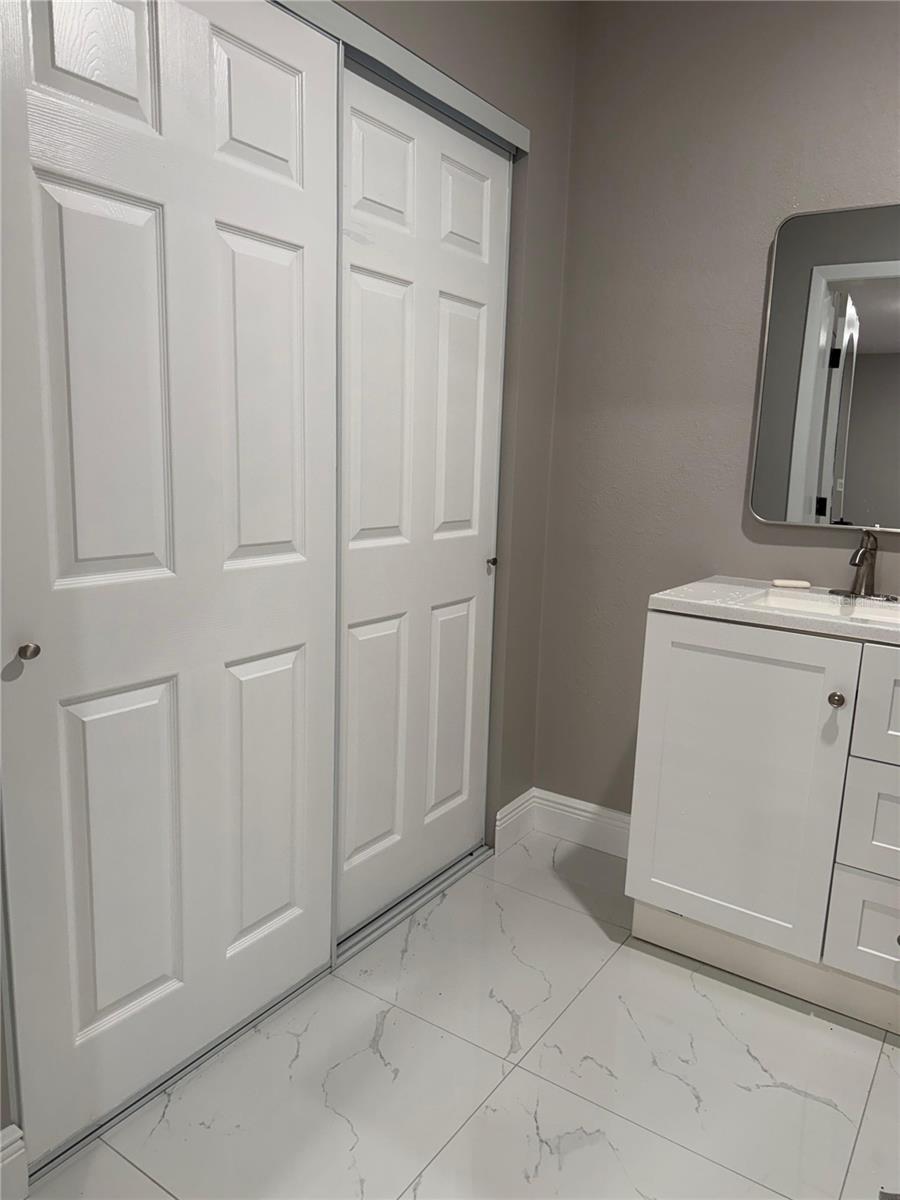 C E CRAFTS SUB 5 - Commercial Lease