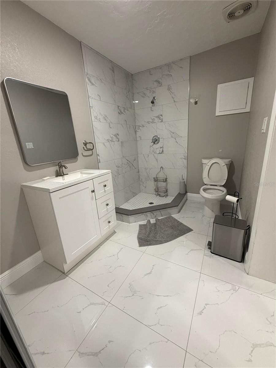 C E CRAFTS SUB 5 - Commercial Lease