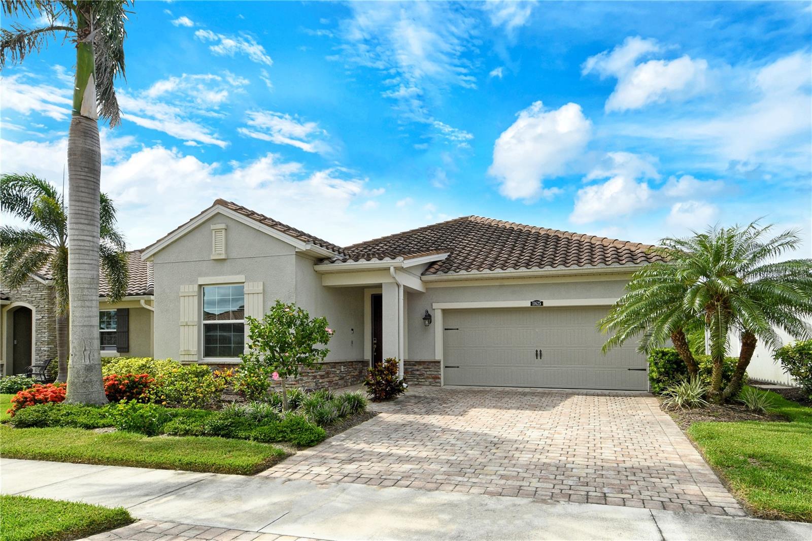 Lowest Priced Pool Home in Renaissance at West Villages – Fully Furnished!
Why wait to build when you can move right in? This beautifully appointed Boardwalk model offers 3 bedrooms, 2 bathrooms, and a 2-car garage, all nestled on a premium homesite backing to the Preserve for added privacy. A welcoming paver driveway and front porch lead you inside to a spacious, open-concept layout with a modern flair.
The kitchen is a chef’s dream, featuring 42" upper cabinets, gleaming New Caledonia granite countertops, a sleek gray glass subway tile backsplash, and stainless steel appliances—including refrigerator. The central island with breakfast bar provides the perfect spot for morning coffee or casual meals. Stylish Ventura plank tile flooring flows through all living areas, adding warmth and character.
Step outside to your personal retreat: a private heated pool and spa overlooking serene natural views—ideal for relaxing evenings or entertaining guests.
Located in the highly desirable Renaissance at West Villages, enjoy resort-style amenities including tennis, pickleball, bocce, a gorgeous clubhouse with pool, miles of walking trails, a dog park, and even private access to a large public park. Just minutes from the new Braves Spring Training complex, downtown Venice, and the Gulf beaches.
This is more than a home—it's a lifestyle. And yes—it’s being sold fully furnished!