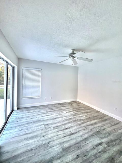 A home in HOMOSASSA