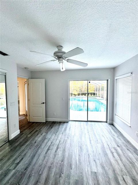A home in HOMOSASSA