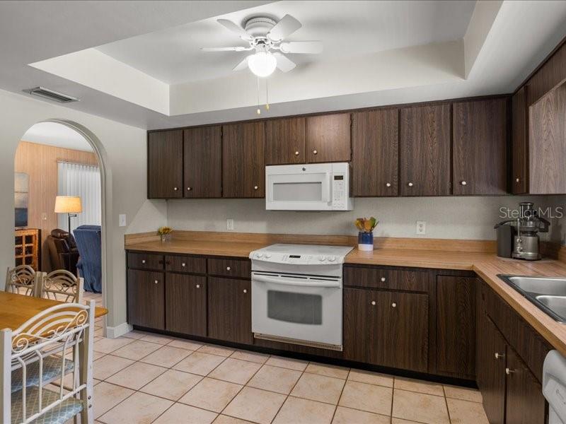 HOWEY W J LAND STARR LAKE - Residential