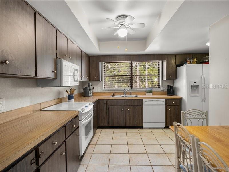 HOWEY W J LAND STARR LAKE - Residential