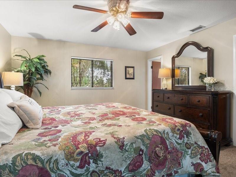 HOWEY W J LAND STARR LAKE - Residential