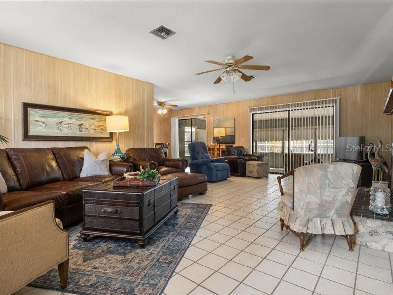 HOWEY W J LAND STARR LAKE - Residential