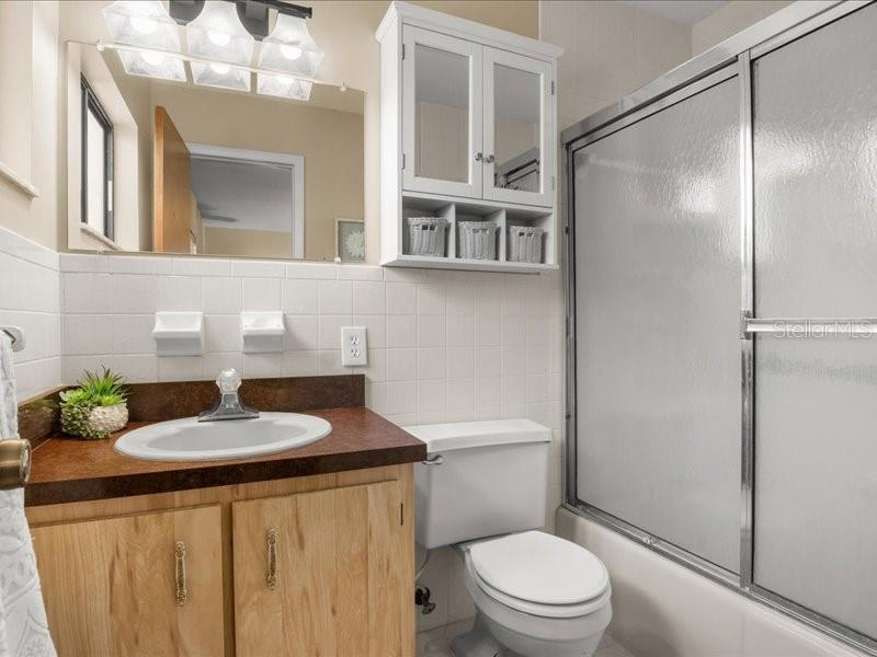 HOWEY W J LAND STARR LAKE - Residential