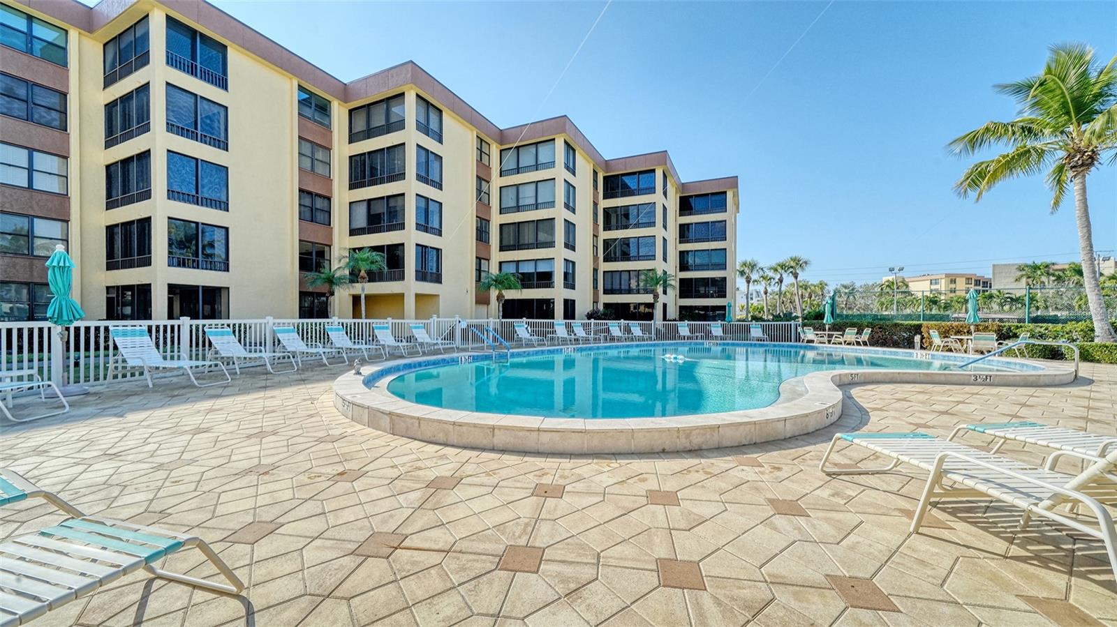 ISLAND REEF II PH 1 2 & 3 - Residential