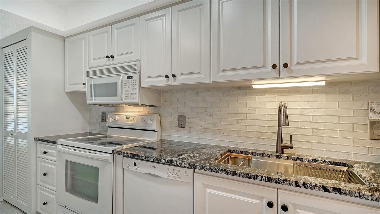 ISLAND REEF II PH 1 2 & 3 - Residential