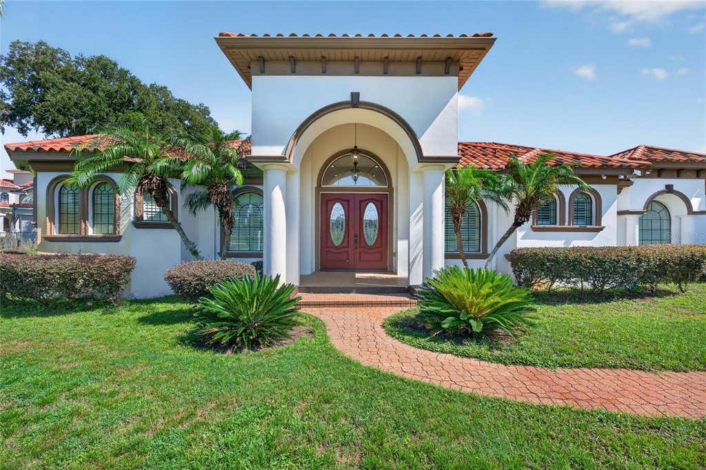 Photo of 301 Pruett Road, Seffner, FL 33584 (MLS # O6437247)