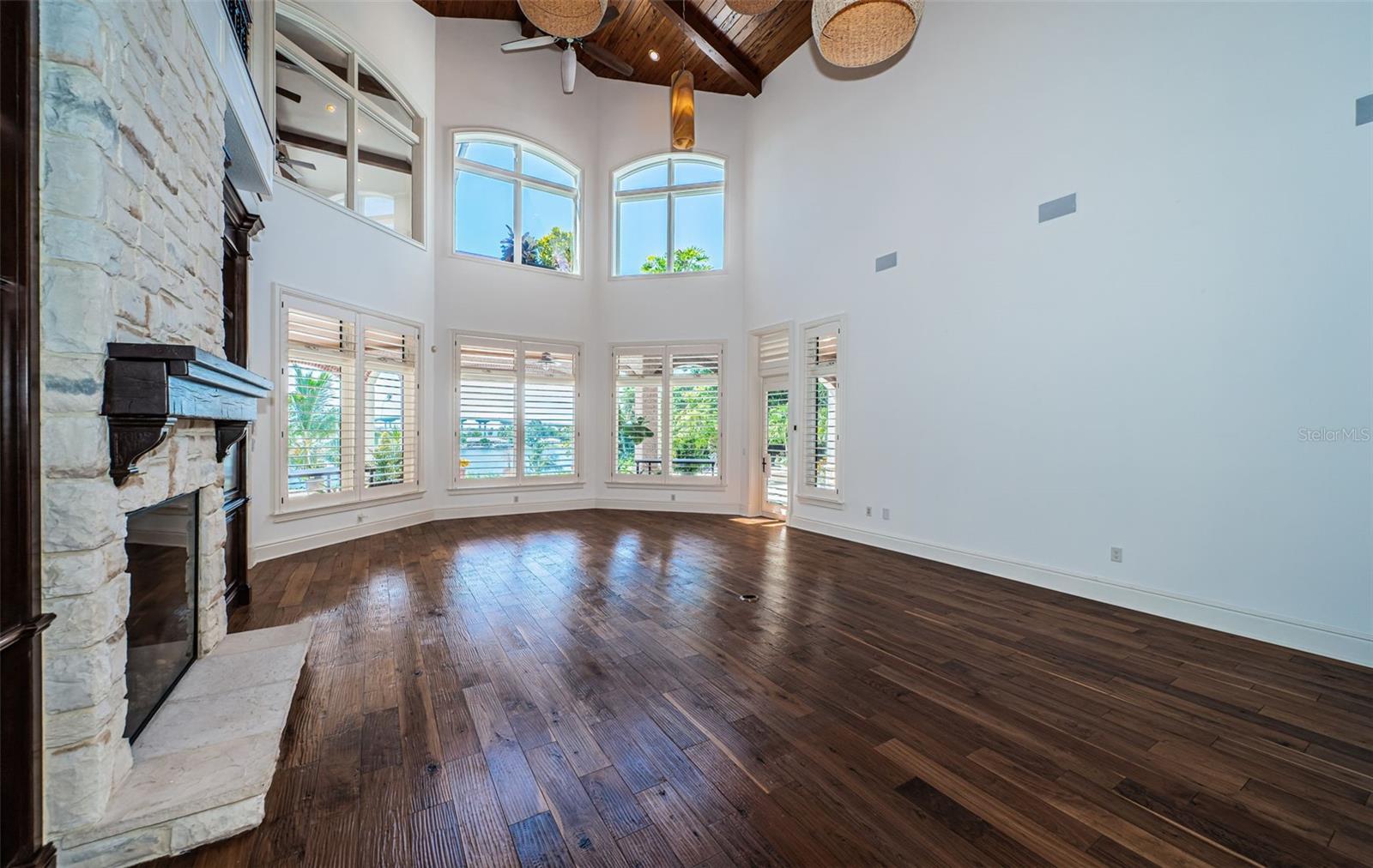 HARBOR BLUFFS SEC 1 REP - Residential