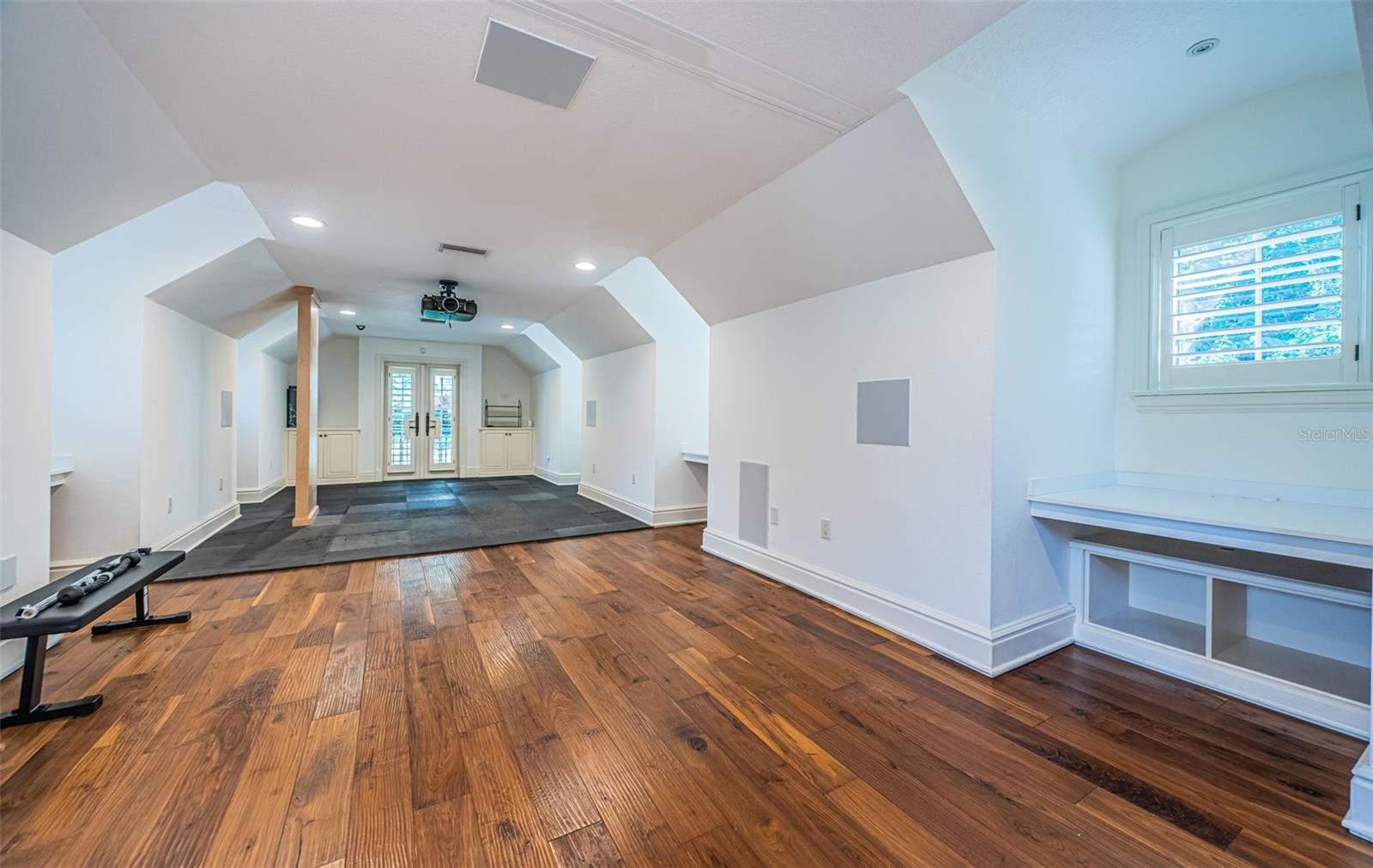 HARBOR BLUFFS SEC 1 REP - Residential