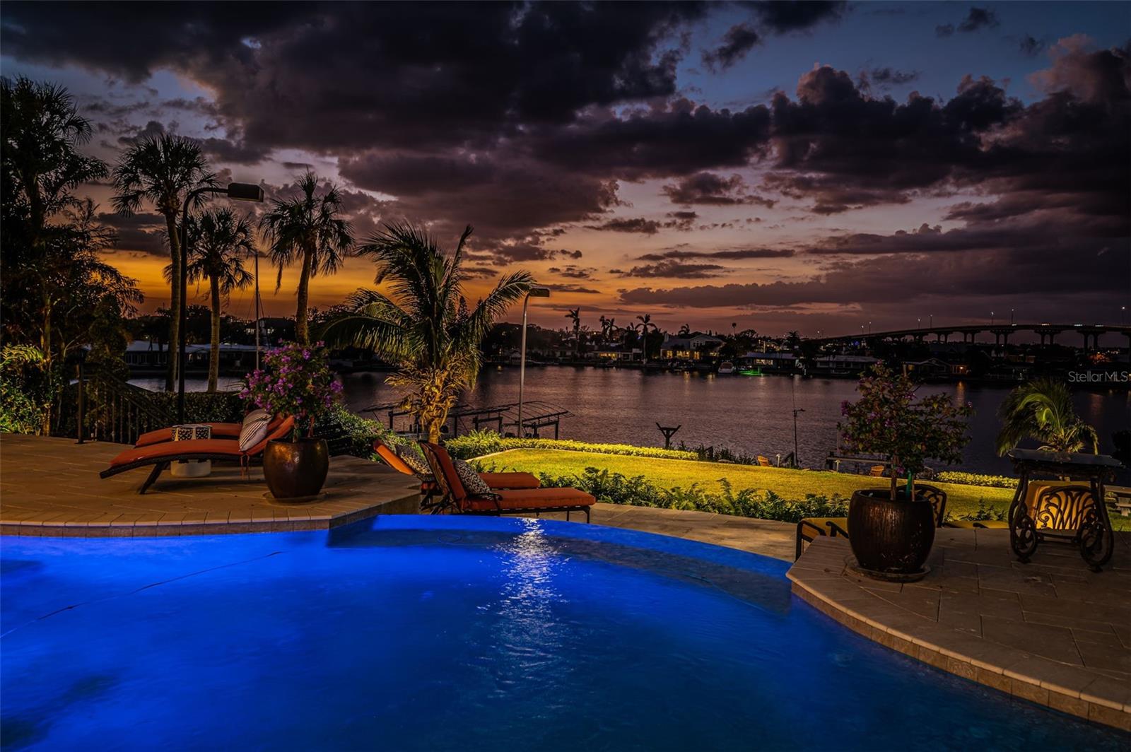 HARBOR BLUFFS SEC 1 REP - Residential