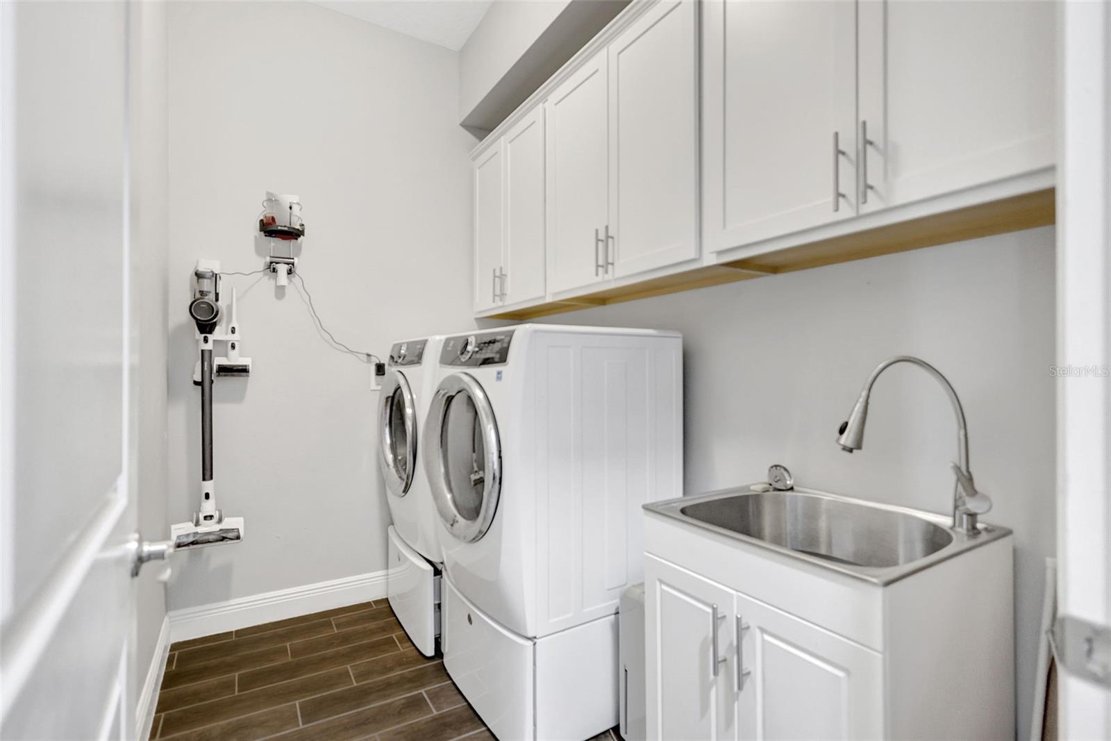 RYE WILDERNESS ESTATES PH IV - Residential