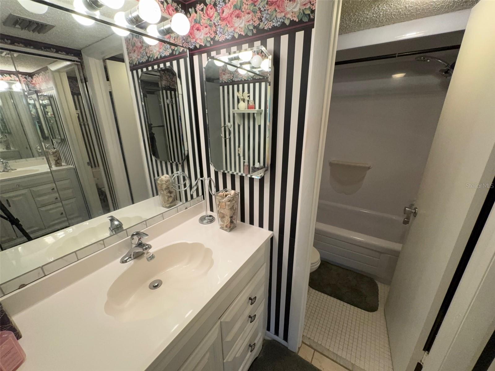 EL CONQUISTADOR VILLAGE 1 SEC 4 - Residential