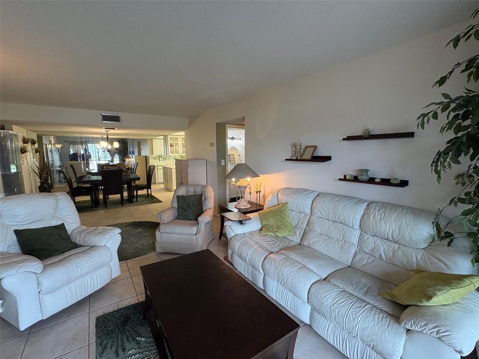 EL CONQUISTADOR VILLAGE 1 SEC 4 - Residential