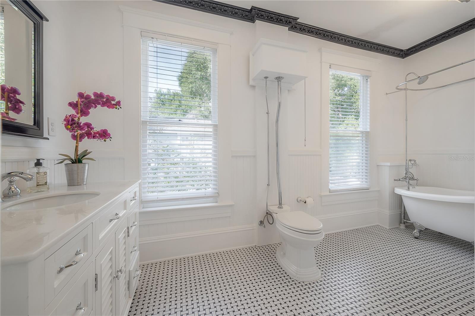 CAMPBELLS - HISTORIC TAMPA HEIGHTS AREA - Residential