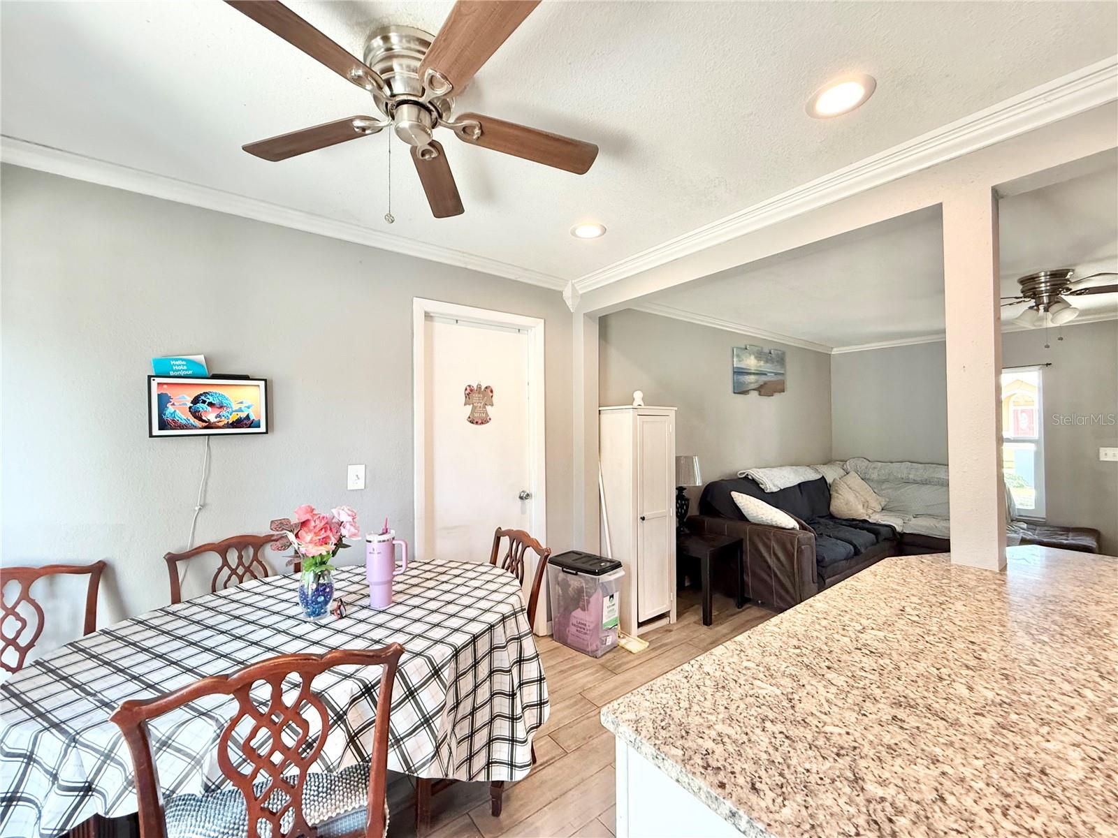 TAYLOR LAKE SUB - Residential