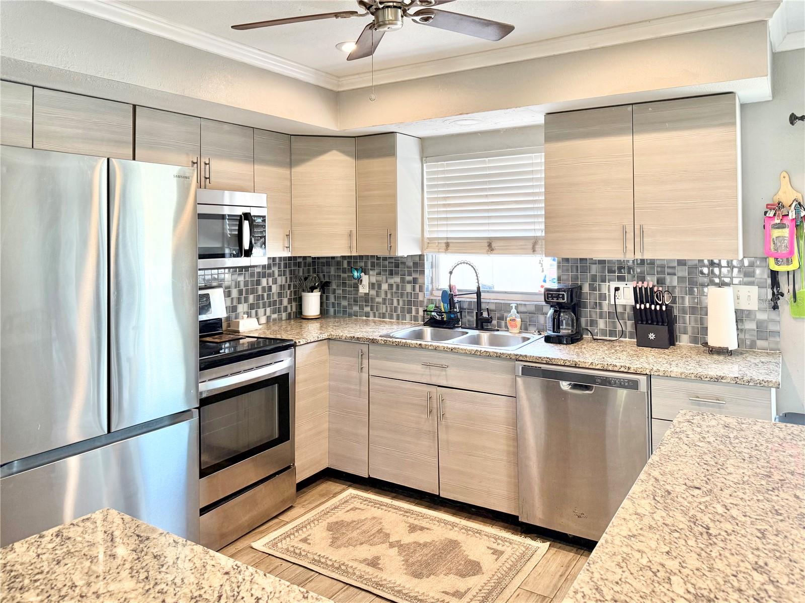 TAYLOR LAKE SUB - Residential