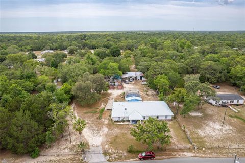 A home in HOMOSASSA