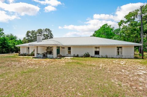 A home in HOMOSASSA