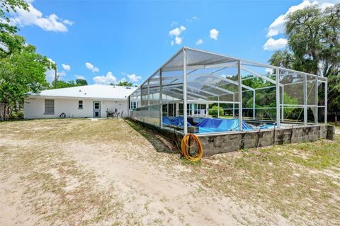 A home in HOMOSASSA