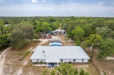 A home in HOMOSASSA