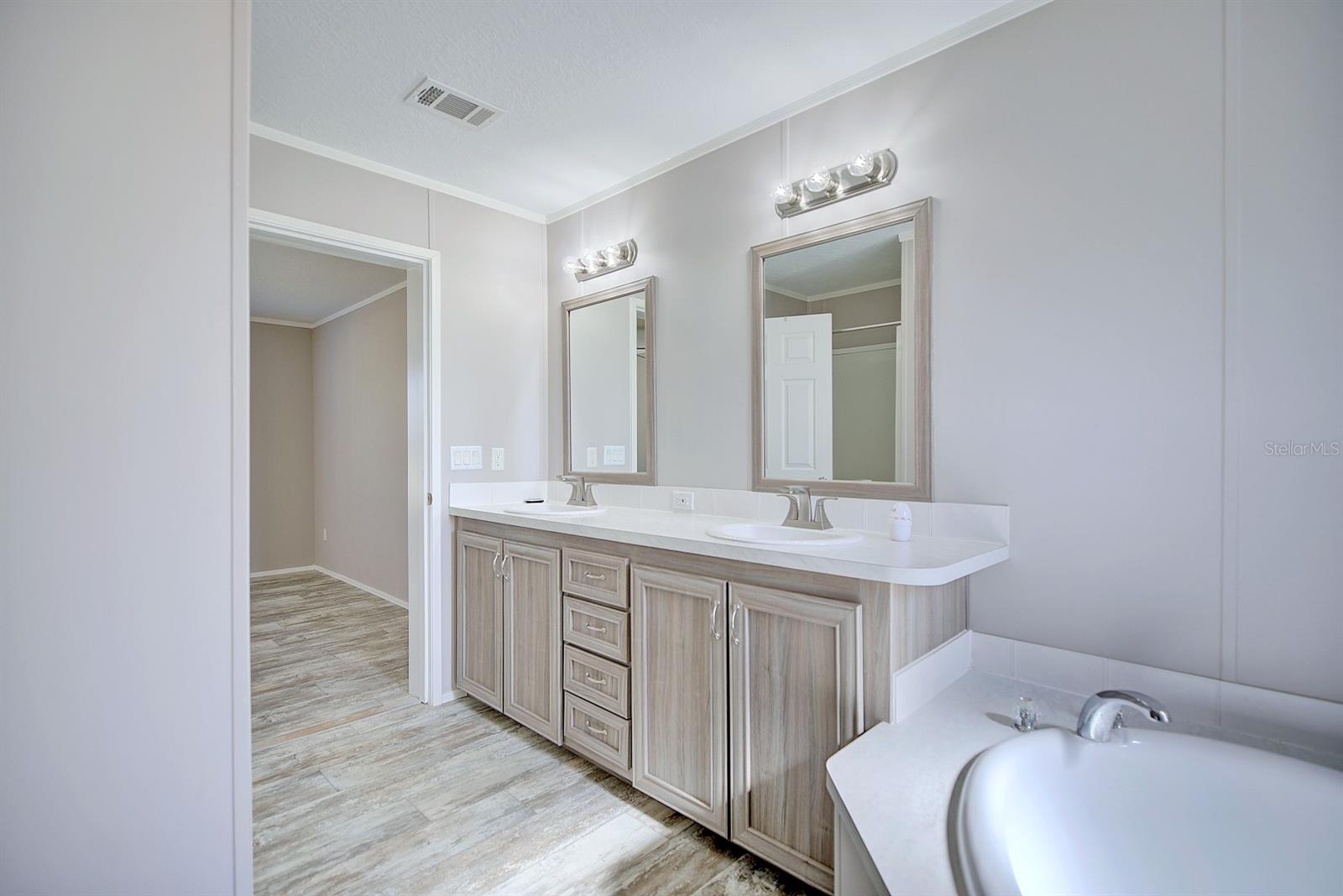 THE PINELANDS - Residential