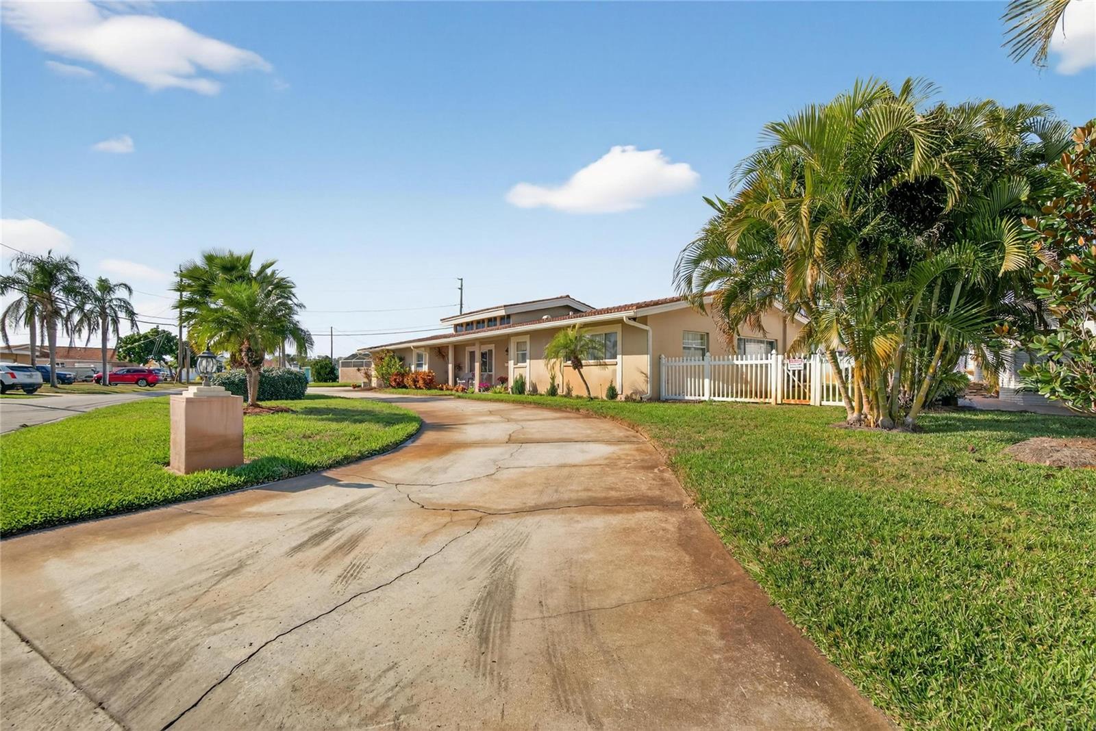 PASADENA GOLF CLUB ESTATES SEC 4 - Residential