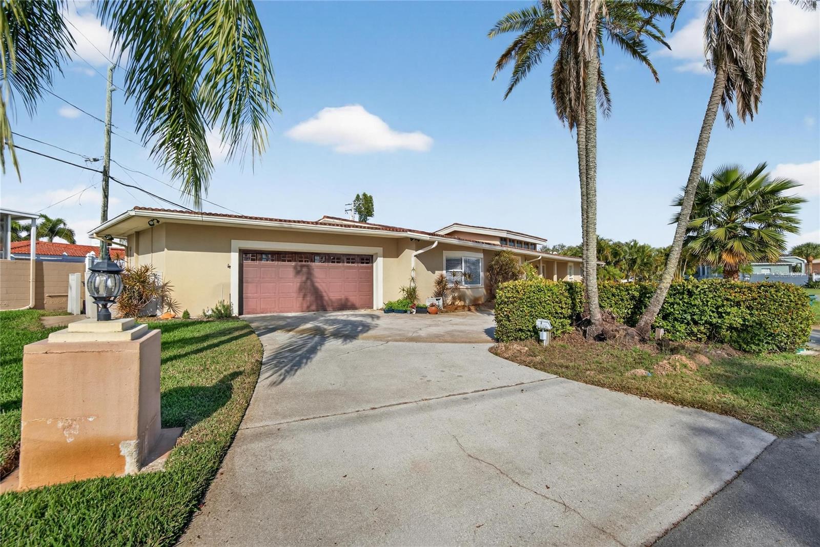 PASADENA GOLF CLUB ESTATES SEC 4 - Residential