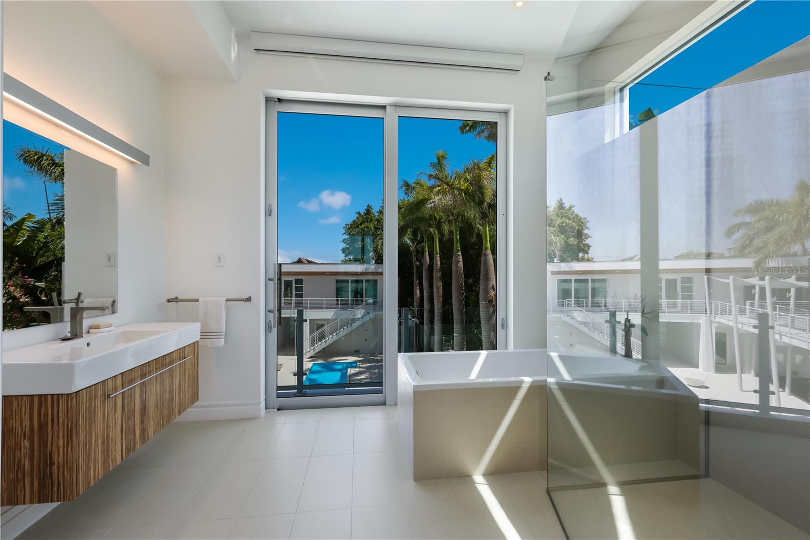 LIDO C - Residential