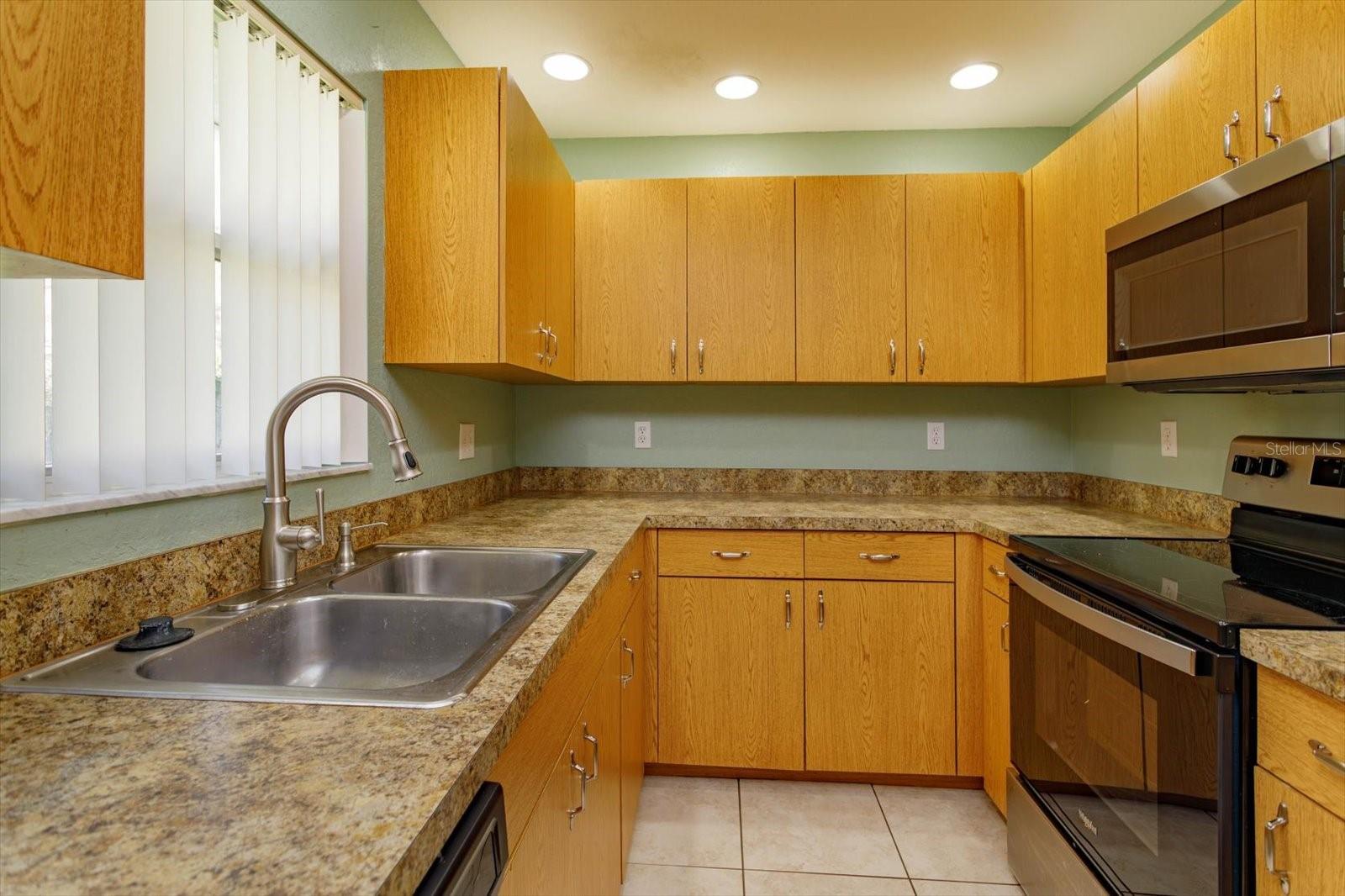 FRUITLAND PARK - Residential Lease