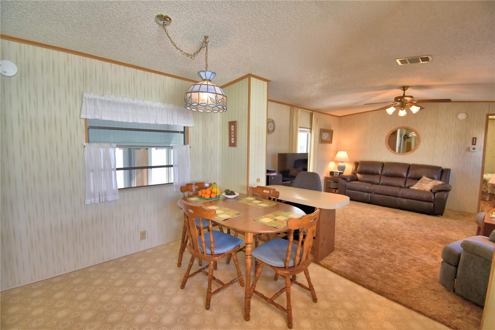 LAKE MARIANA ACRES - Residential